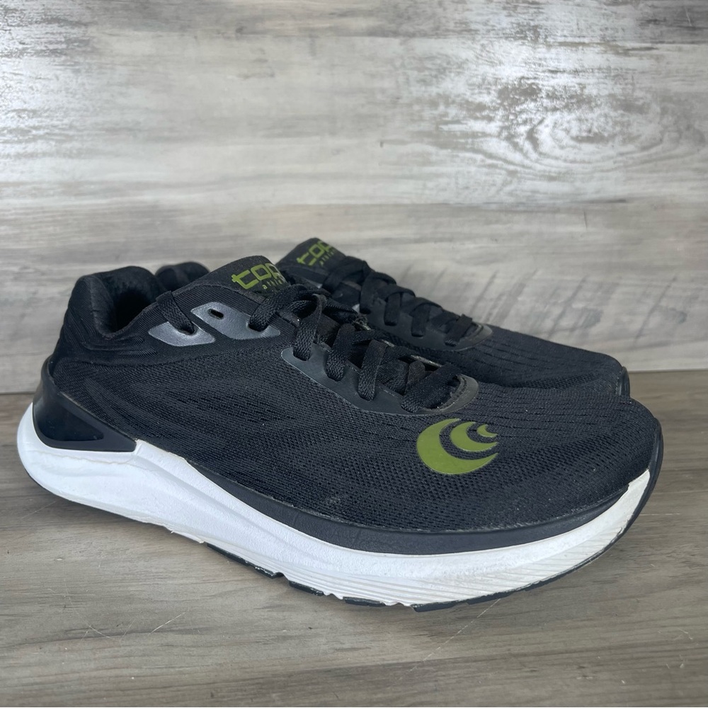 Topo Athletic Men’s 9‎ Black Olive Ultrafly 3 Running Comfort Shoes Sneakers